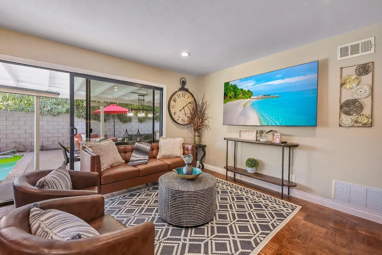 Cali Disneyland Fun Villa Pool/Hot Tub/Near Beach Anaheim